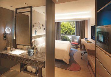 JW Marriott room